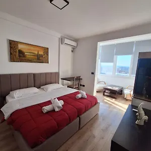 Albania Near Center Double Or Twin Bed Appartamento Tirana