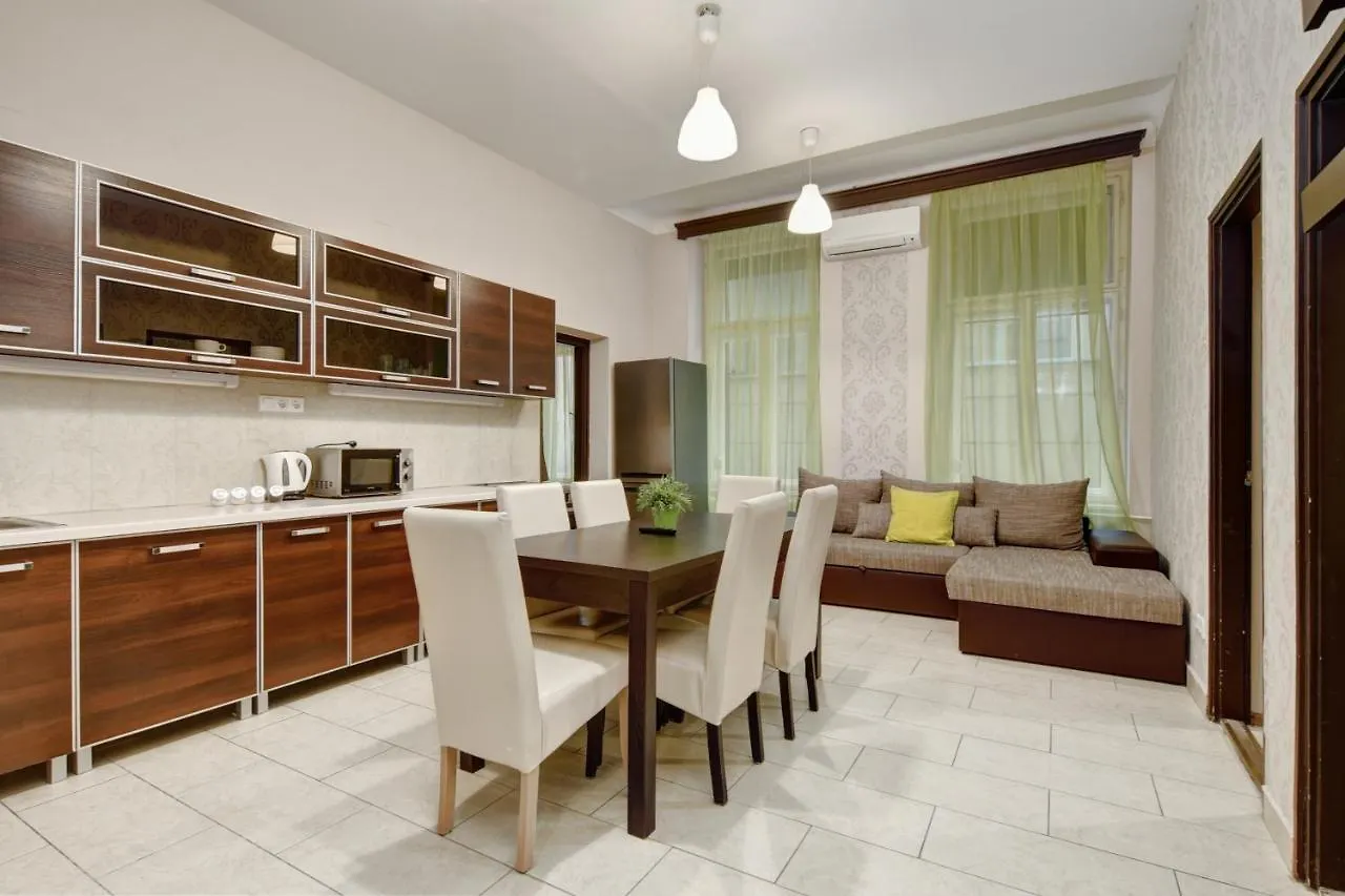 בודפשט Fashion Street Boutique Apartment הונגריה